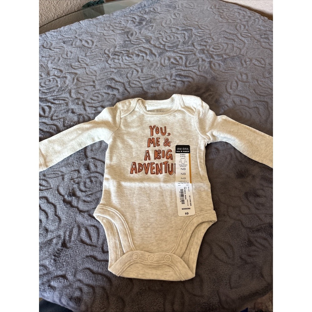 Baby Clothes New Borns Sz. 5-8Lbs Long Sleeve Body Suit